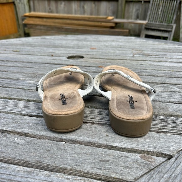 Minnetonka Women's Silverthorne Thong Sandal white‎ size 9 - Picture 8 of 10